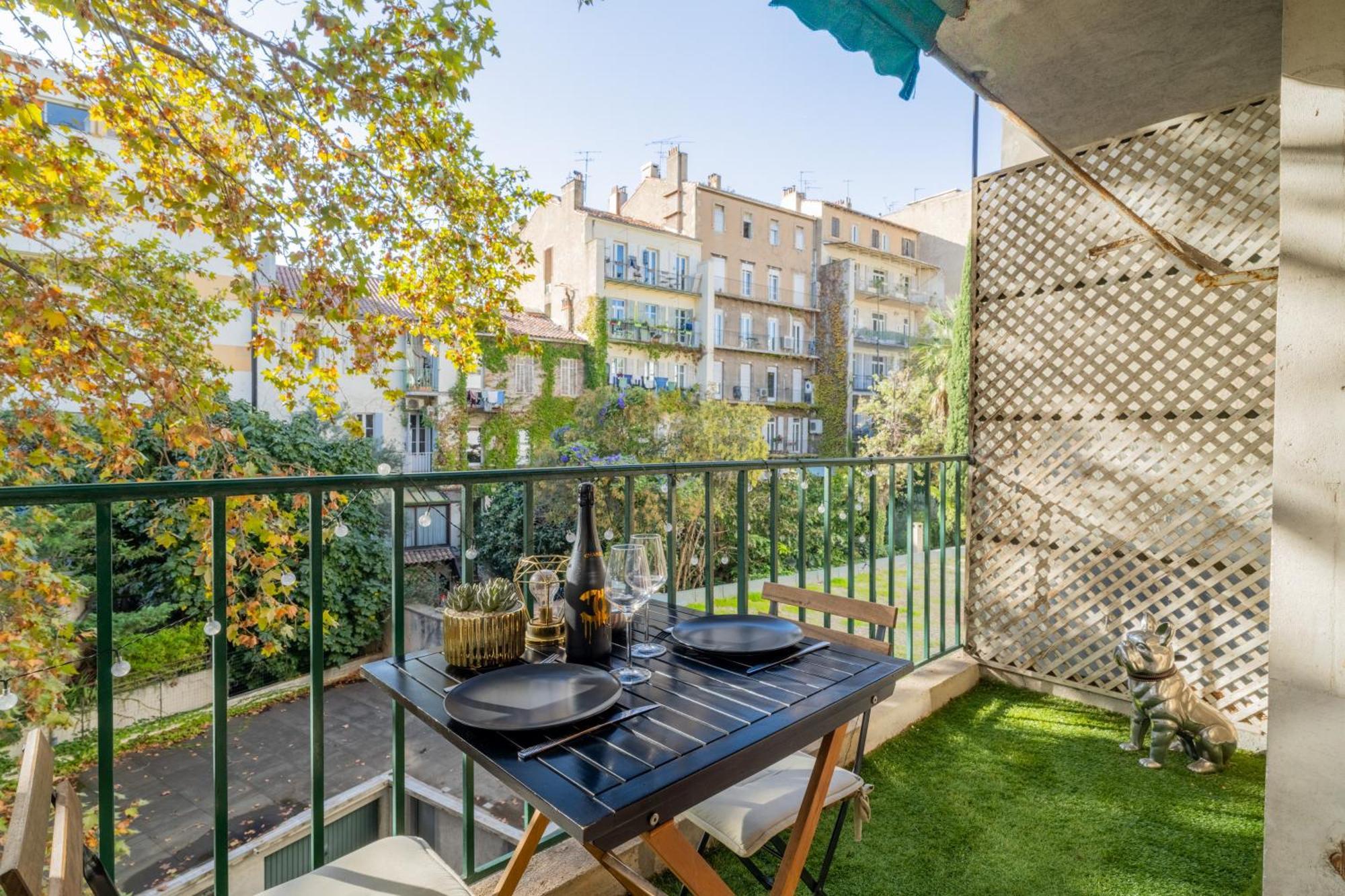 Le Carre D'Or Mermoz Marseille Ngoại thất bức ảnh